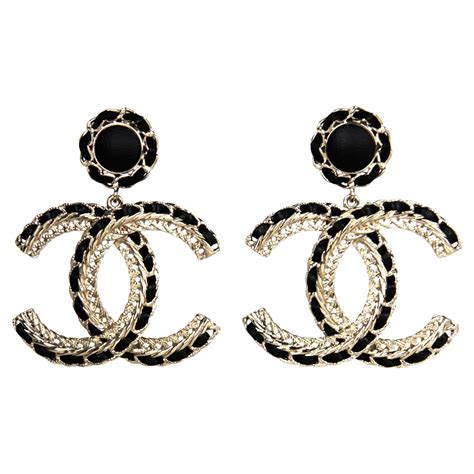 chanel cc earings|Altro.